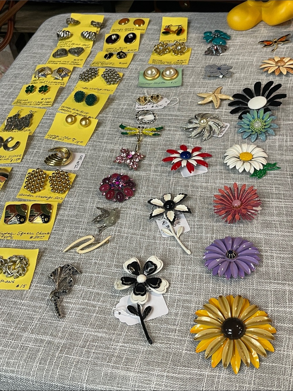 sneak preview of the jewelry show